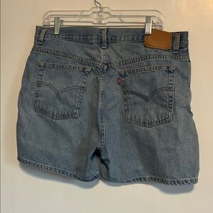 Levi’s women Jean shorts size16